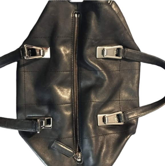 💕💯Authentic Chanel Square Stitch CC Boston Bag Quilted Leather💕 - Picture 15 of 17